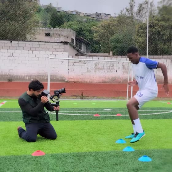 Entrenamiento de la academia Niño Moi 23.
